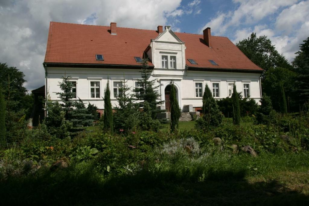 Miodowy Dwor Bauernhof Rusinowo (Swidwin)