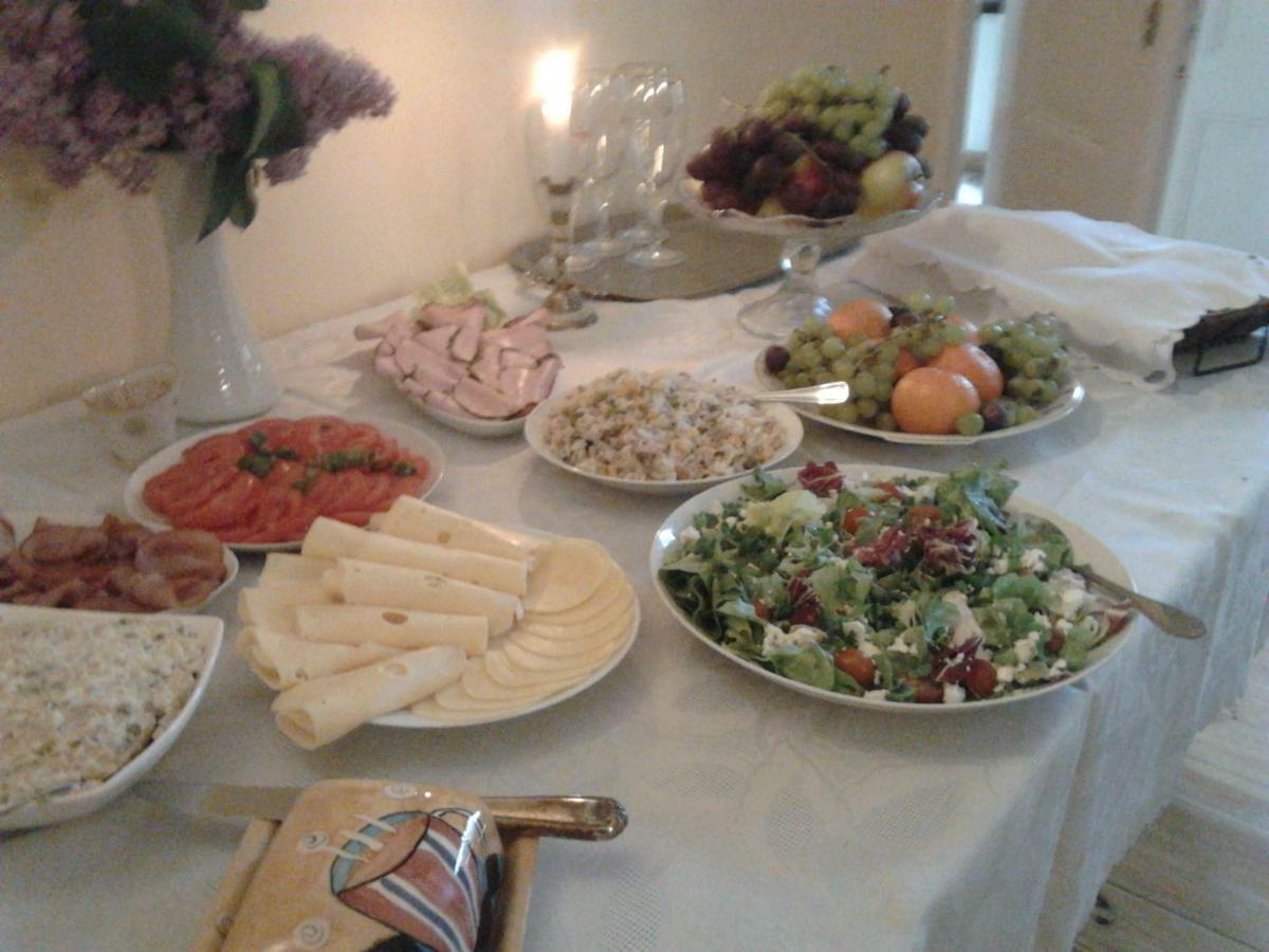 Miodowy Dwor Farm stay